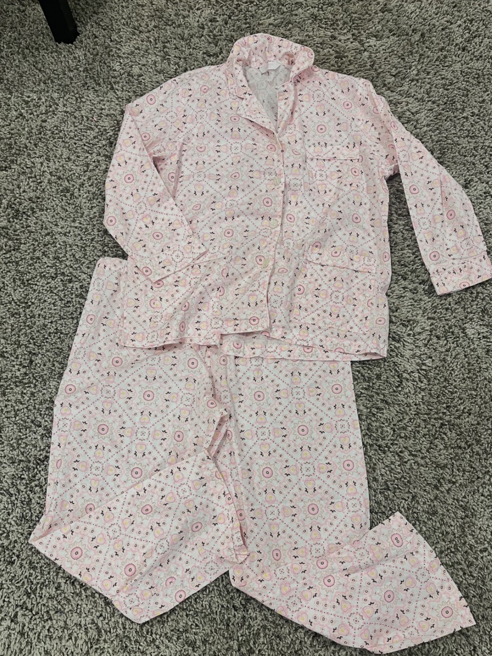 Victoria's Secret Short Sleeve Pink and White Paisley Pajama Set Larger